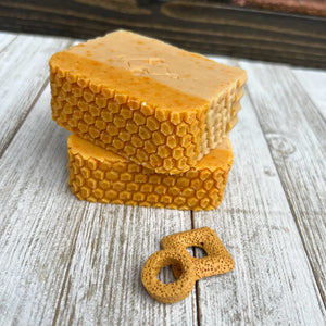 Honey Beeswax Soap - Woods and Mosses