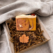 Load image into Gallery viewer, Fall Soap Gift Box, Spiced Pumkin Soap - Woods and Mosses