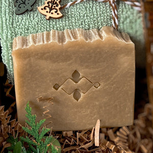 Eco Friendly Christmas Gift Box_Aloe Vera Soap - Woods and Mosses