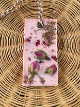 Load image into Gallery viewer, Rose Soy Wax Tablet - Woods and Mosses