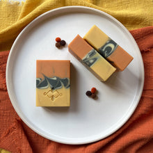 Load image into Gallery viewer, Grapefruit Soap - Woods &amp; Mosses