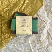 Charger l&#39;image dans la galerie, Savon de Luxe Dubai Chocolate – Pain Végan Saponifié à Froid, Tourbillon Émeraude Cadeau