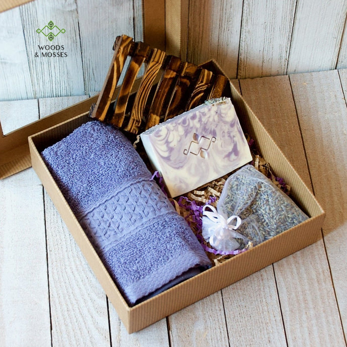 Lavender Gift Box - Woods & Mosses